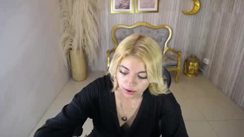 Lili online show from 03/06/25, 06:08