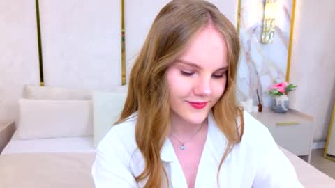 Snapshot of lili_lohan chatting on 06/02/26, 05:09 lili_lohan online show from 06/02/26, 05:09