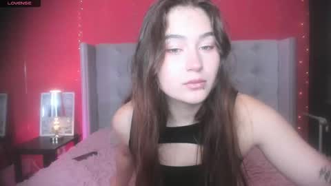 Lilu online show from 09/19/25, 02:57