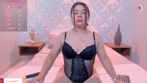Snapshot of lili_mccormick chatting on 10/07/25, 02:53 SALOME online show from 10/07/25, 02:53