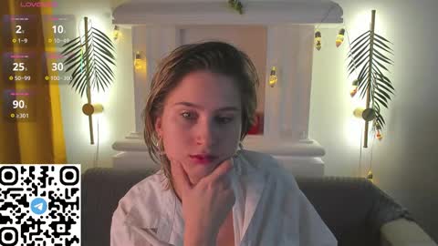 Lilian online show from 12/18/25, 04:29