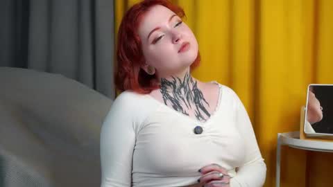 Snapshot of lilianadao chatting on 09/20/25, 01:45 Anika online show from 09/20/25, 01:45
