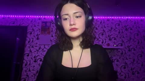 Snapshot of lilianasomsana chatting on 11/09/25, 05:33 Lili online show from 11/09/25, 05:33