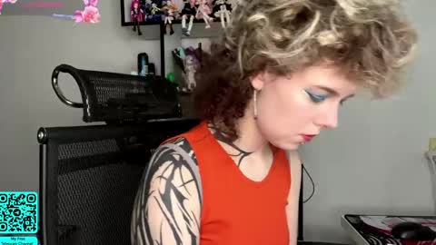 Lilian online show from 05/27/26, 07:05