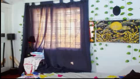 yesica online show from 02/04/25, 09:20