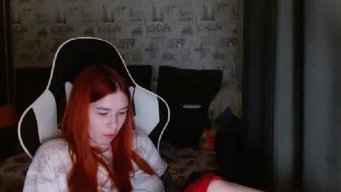 liliawoolf online show from 02/21/25, 06:04