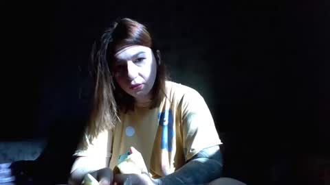 liliawoolf online show from 10/21/25, 08:15