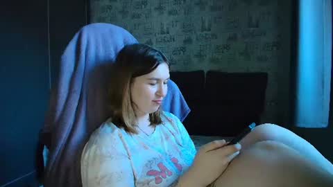 liliawoolf online show from 11/14/25, 12:26