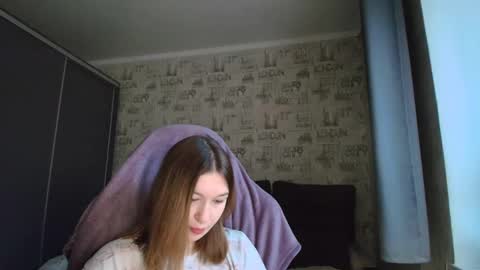 liliawoolf online show from 11/15/25, 06:00