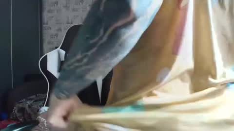 liliawoolf online show from 04/18/26, 06:39