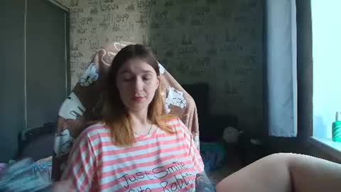 Snapshot of liliawoolf chatting on 06/18/26, 12:42 liliawoolf online show from 06/18/26, 12:42