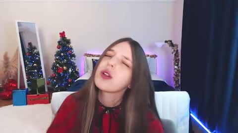 Lili Bakery online show from 12/13/24, 02:54