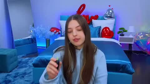 Lili Bakery online show from 02/21/25, 01:11