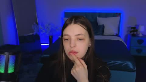 Lili Bakery online show from 03/04/25, 03:44