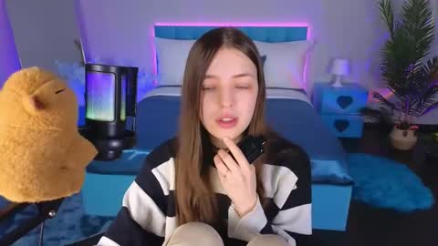 Lili Bakery online show from 10/11/25, 02:44