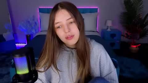 Lili Bakery online show from 11/25/25, 02:33