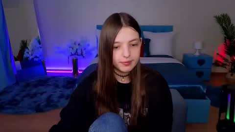 Lili Bakery online show from 04/24/26, 03:42