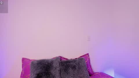   online show from 12/18/25, 02:39