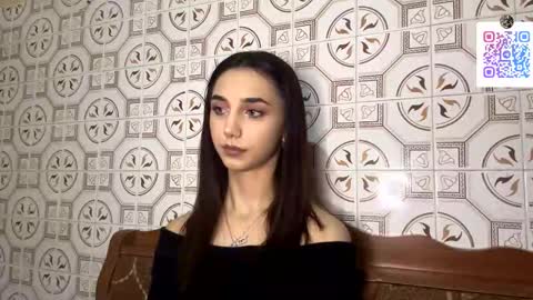 Lina online show from 11/29/25, 10:24