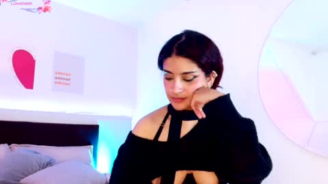 Lilith Savett online show from 04/18/26, 07:58