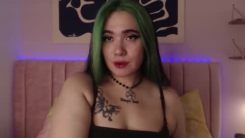 Snapshot of liliith_zeniith chatting on 03/23/26, 07:51 Liliith online show from 03/23/26, 07:51