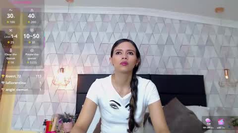 LilyJensen online show from 10/02/25, 07:43