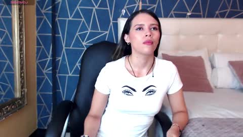 LilyJensen online show from 10/13/25, 07:58