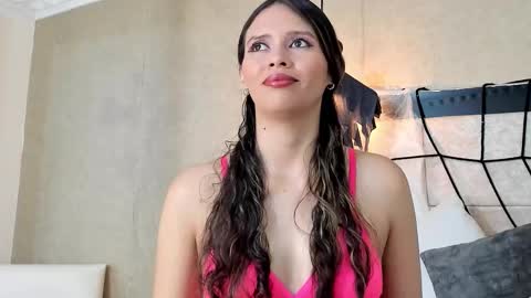 LilyJensen online show from 10/24/25, 08:27