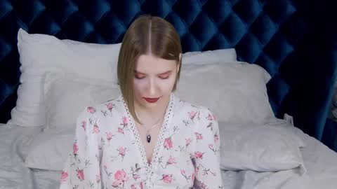 Snapshot of lililinn chatting on 01/27/25, 11:11 LiliLinn online show from 01/27/25, 11:11