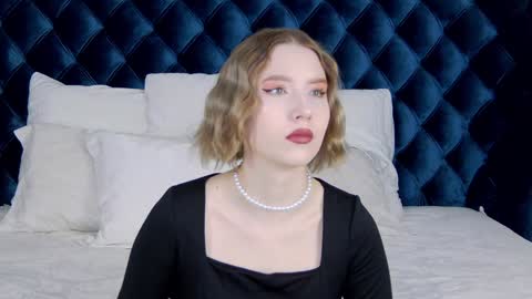 Snapshot of lililinn chatting on 01/31/25, 04:47 LiliLinn online show from 01/31/25, 04:47