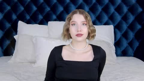 Snapshot of lililinn chatting on 01/31/25, 09:16 LiliLinn online show from 01/31/25, 09:16