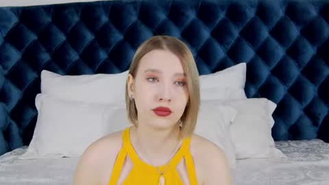 Snapshot of lililinn chatting on 02/21/25, 04:40 LiliLinn online show from 02/21/25, 04:40