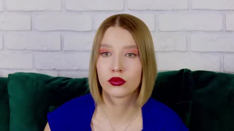 Snapshot of lililinn chatting on 02/24/25, 09:32 LiliLinn online show from 02/24/25, 09:32