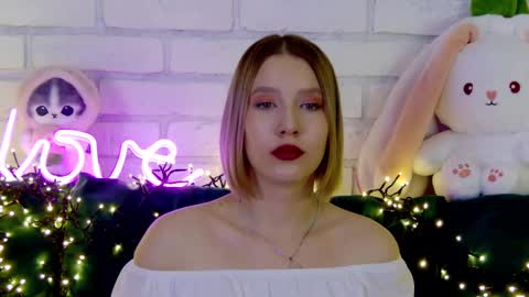 Snapshot of lililinn chatting on 03/04/25, 11:19 LiliLinn online show from 03/04/25, 11:19