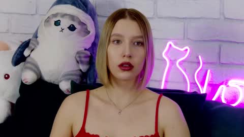 Snapshot of lililinn chatting on 03/10/25, 09:32 LiliLinn online show from 03/10/25, 09:32