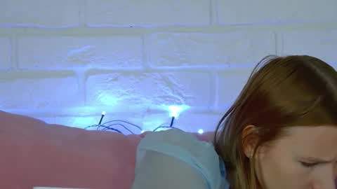 Snapshot of lililinn chatting on 09/30/25, 04:39 LiliLinn online show from 09/30/25, 04:39