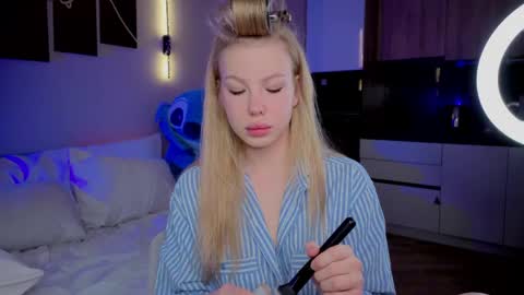 lililok101 online show from 04/07/26, 01:50