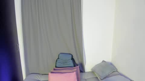 lilirouse online show from 09/24/25, 09:01