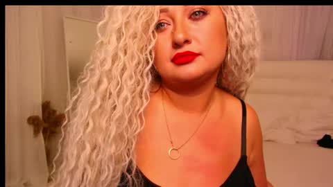 Lilit online show from 09/19/25, 05:35