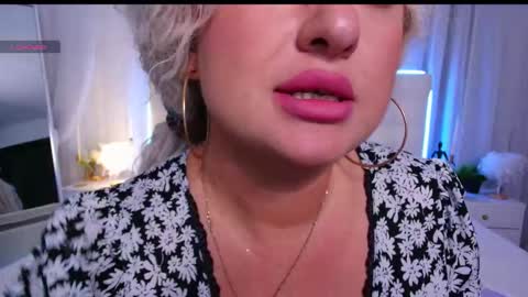 Lilit online show from 09/21/25, 04:41