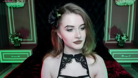 lilit_el_ online show from 04/19/26, 06:10