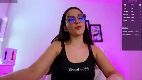 Snapshot of lilith01_ chatting on 12/02/25, 09:43 Leidy online show from 12/02/25, 09:43