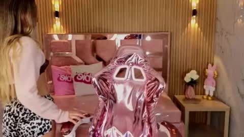 Lilith  online show from 11/13/25, 09:47