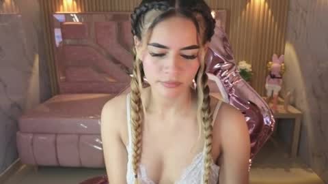 Lilith  online show from 04/06/26, 08:21