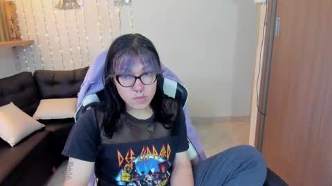 lilith  online show from 04/11/26, 03:16