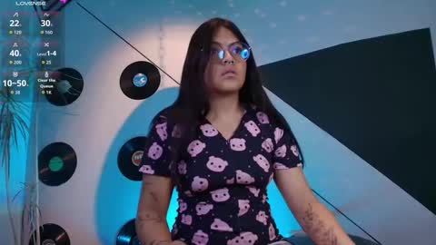 Lilith and Khloe  online show from 09/30/25, 11:26