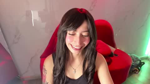 lilith cooper20 online show from 11/08/25, 10:30