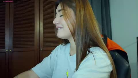 Lilith online show from 11/30/25, 03:21