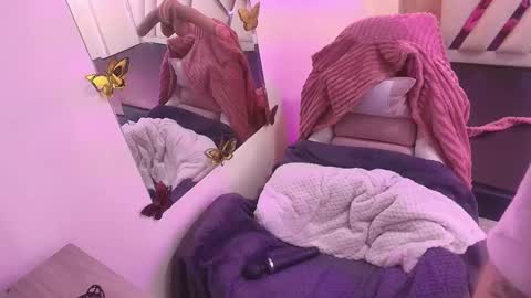   online show from 12/21/25, 07:43