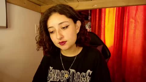 Snapshot of lilith_de_vil chatting on 02/25/25, 04:42 Mistress Lilith online show from 02/25/25, 04:42